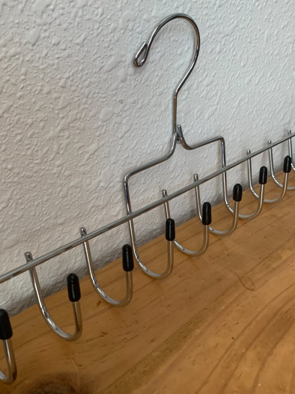 Metal Chrome Tie Belt Hanger 10 Hook Closet Organizer Rubber Tips Swivel Hook